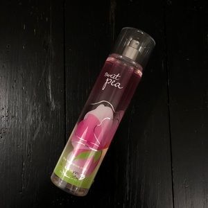 bath and body works sweet pea fragrance mist